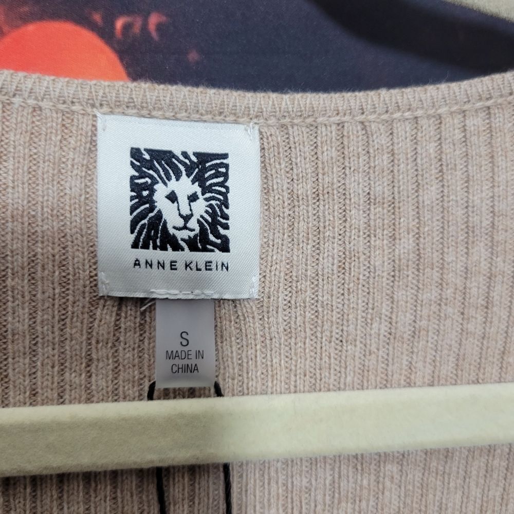 Anne Klein Sweater - Picture 6 of 13